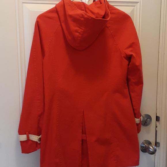 Red Jacket - Picture 6 of 6